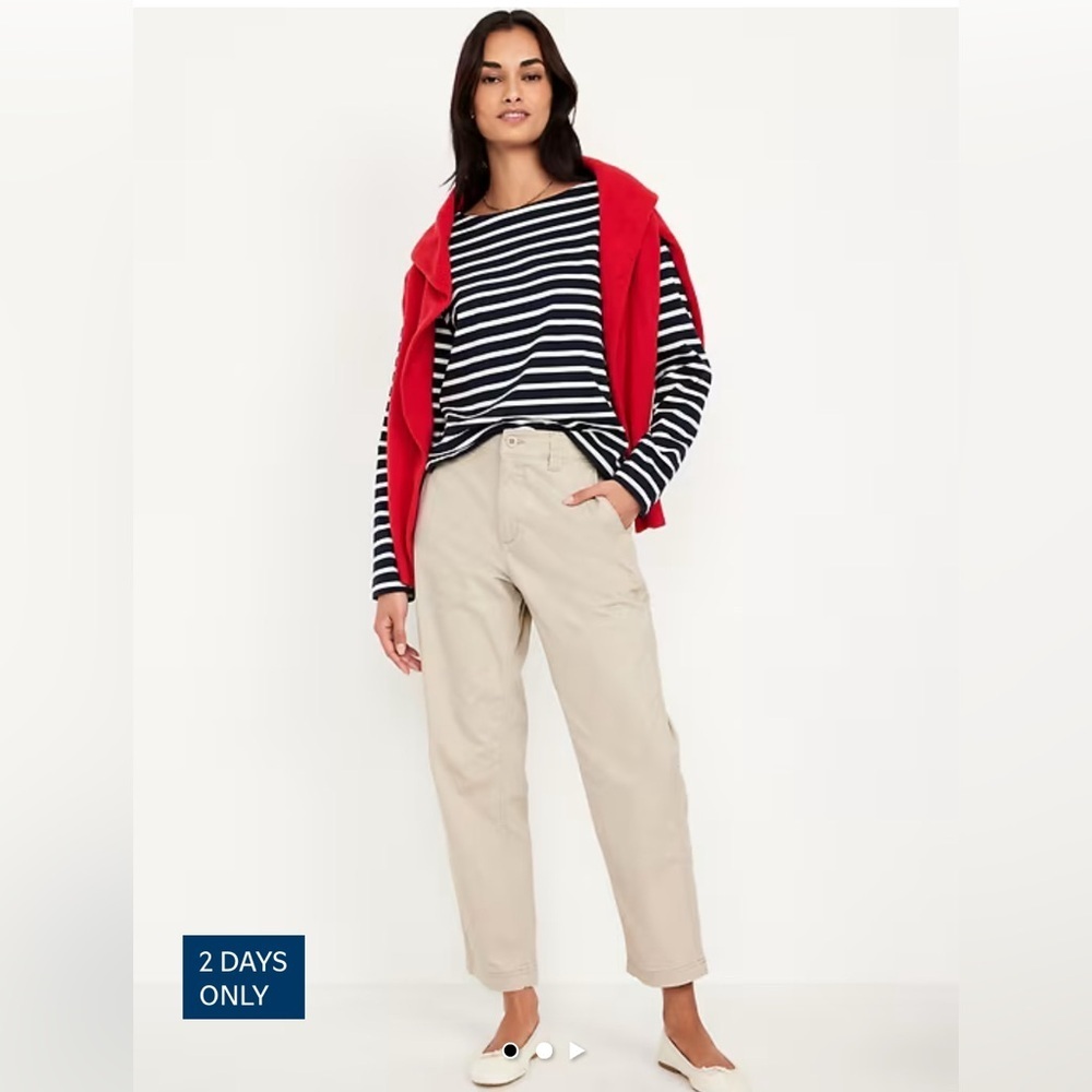 Old Navy Cream Chino Pants